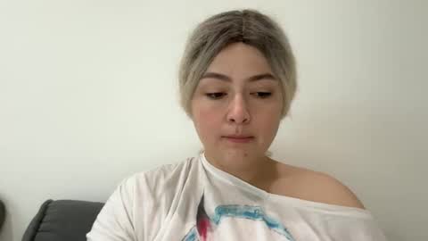 emily_morning_dew online show from 30, 9, 2025