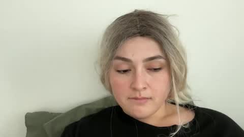 emily_morning_dew online show from 18, 10, 2025