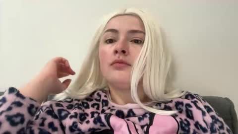 emily_morning_dew online show from 8, 1, 2026