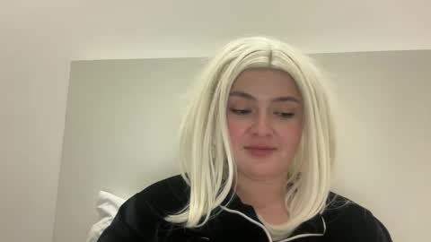 emily_morning_dew online show from 14, 2, 2026