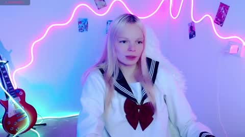 Snapshot of emily_nyaffe chatting on 29, 9, 2025 Lia online show from 29, 9, 2025