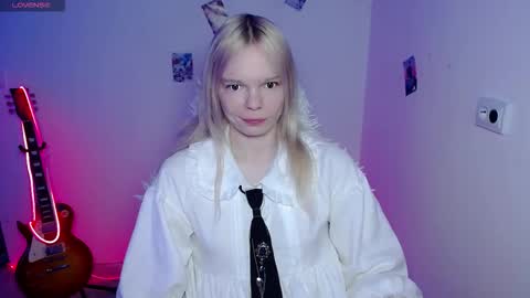 Snapshot of emily_nyaffe chatting on 10, 3, 2026 Lia online show from 10, 3, 2026