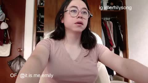 Snapshot of emily_pearl_ chatting on 23, 5, 2026 emily_pearl_ online show from 23, 5, 2026