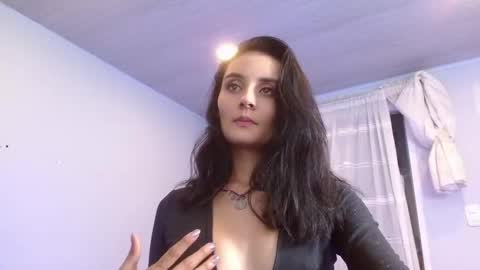 Snapshot of emily_tonson chatting on 20, 2, 2025 Emily online show from 20, 2, 2025