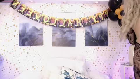 Emily. online show from 14, 10, 2025