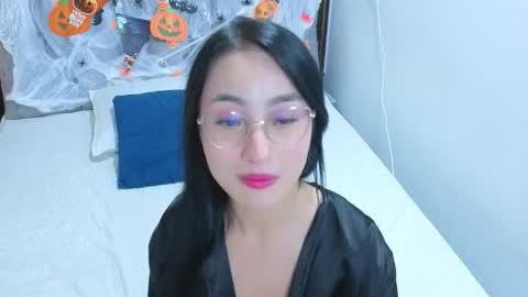 Snapshot of emily_vermont chatting on 26, 10, 2025 emily_vermont online show from 26, 10, 2025