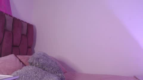 emily_w2 online show from 3, 3, 2025