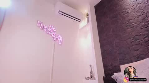 emilyallen_1 online show from 30, 11, 2025