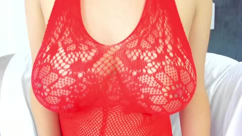 Emilyyy online show from 31, 12, 2024