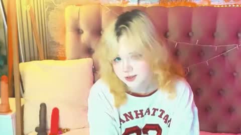 Baby Emelli online show from 21, 5, 2026