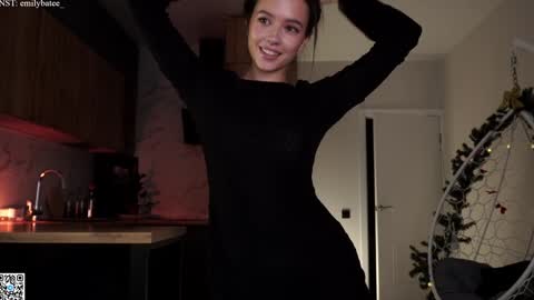 Snapshot of emilybatee chatting on 2, 2, 2026 emilybatee online show from 2, 2, 2026