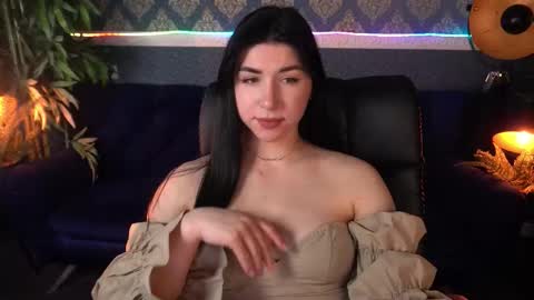 Emy online show from 5, 12, 2025