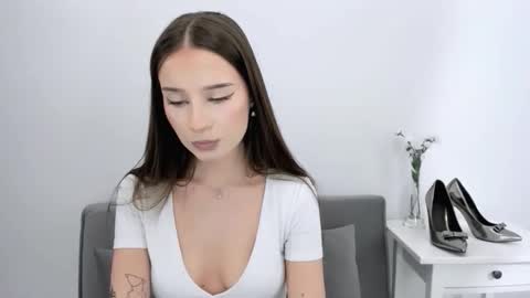 EmilyCharming online show from 14, 1, 2026