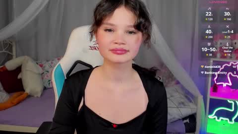 Emilyhaves online show from 11, 11, 2025