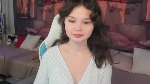 Emilyhaves online show from 15, 11, 2025