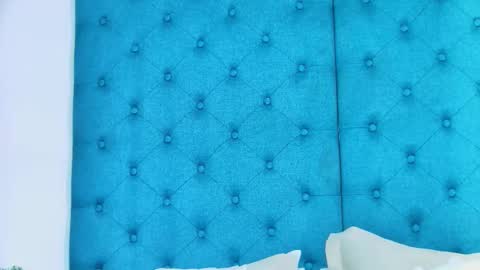 Snapshot of emilycolle_ chatting on 14, 12, 2025 Emily online show from 14, 12, 2025