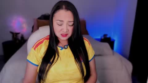 Snapshot of emilydolshe2 chatting on 3, 7, 2026 Emily Dolshe online show from 3, 7, 2026