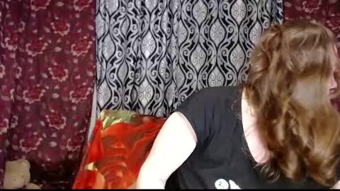 Snapshot of emilydoth chatting on 2, 3, 2025 EmilyDoth online show from 2, 3, 2025