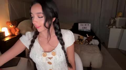 Snapshot of emilyfawn chatting on 26, 5, 2026 emilyfawn online show from 26, 5, 2026