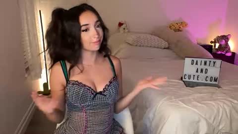 emilyfawn online show from 16, 7, 2026
