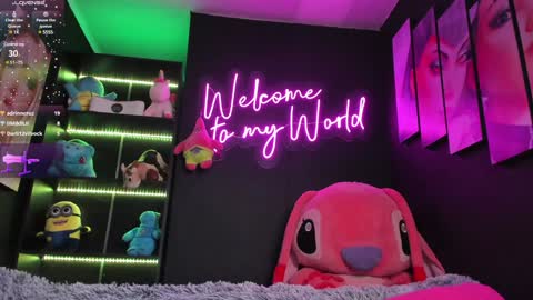 Emily Jhonson online show from 23, 1, 2025