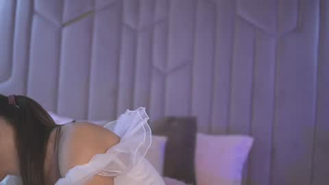 Snapshot of emilyjuarez chatting on 6, 1, 2025 Emily online show from 6, 1, 2025