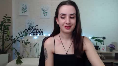 Emyli online show from 11, 1, 2025