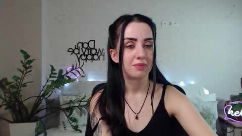 Emyli online show from 15, 2, 2025