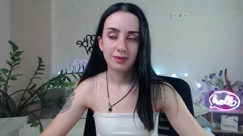 Emyli online show from 17, 2, 2025