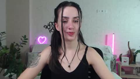 Emyli online show from 3, 3, 2025