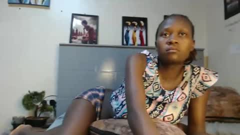 Emilly online show from 23, 2, 2025