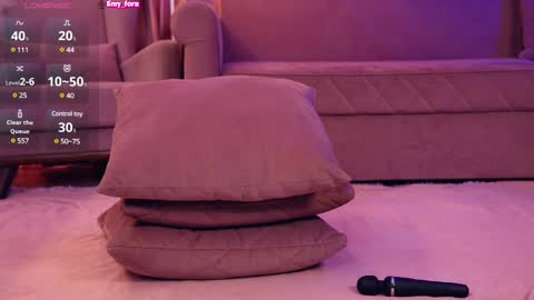 Hey i am  Emily     am -  pm online show from 6, 3, 2025