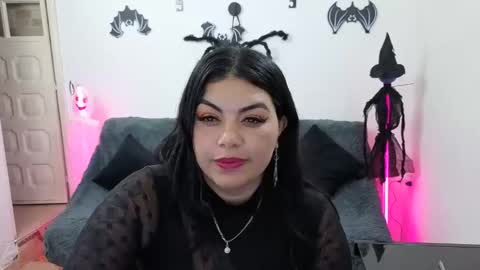 emily  friends online show from 16, 10, 2025