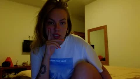 Emily Robbie online show from 7, 6, 2026