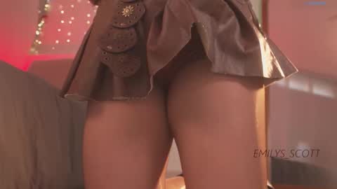 Emy  online show from 21, 12, 2025