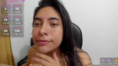 Snapshot of emilysex_118 chatting on 17, 12, 2024 Emily online show from 17, 12, 2024