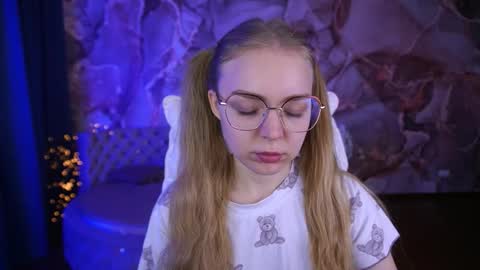  MY NAME IS Emily WELCOME EVERYONE I WILL BE HAPPY TO GIVE YOU WHAT YOU HAVE DREAMED OF FOR SO LONG online show from 20, 10, 2025