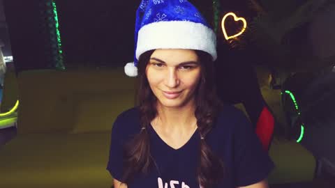 Emily online show from 22, 12, 2024