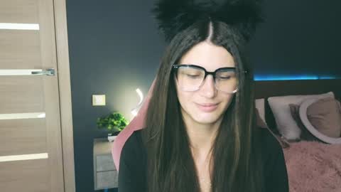 Emily online show from 8, 2, 2025