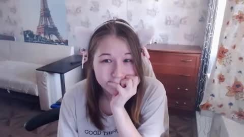 Snapshot of emilyway chatting on 7, 2, 2025 emilyway online show from 7, 2, 2025