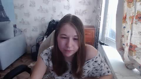 Snapshot of emilyway chatting on 6, 3, 2025 emilyway online show from 6, 3, 2025