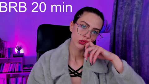 Emily online show from 25, 12, 2024