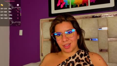 emilyy_cooperr online show from 1, 4, 2026