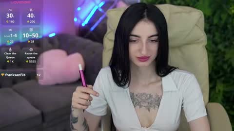 emilyymoon online show from 10, 6, 2026