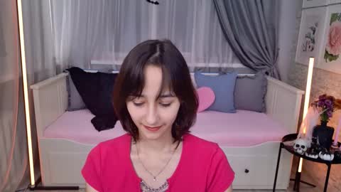 Snapshot of emilyyswonn chatting on 28, 10, 2025 Emily online show from 28, 10, 2025