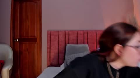 Snapshot of emilyywatson chatting on 15, 11, 2025 Emilyy Watson online show from 15, 11, 2025