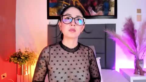 Emilyy Watson online show from 20, 3, 2026