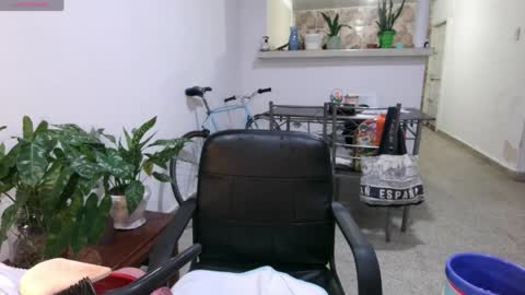 emma______1996 online show from 4, 4, 2026