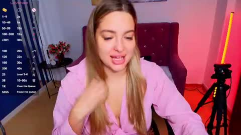 Snapshot of emma__rosss chatting on 19, 7, 2026 emma__rosss online show from 19, 7, 2026