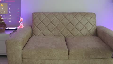 Snapshot of emma__walkerr_ chatting on 20, 1, 2025 emma__walkerr_ online show from 20, 1, 2025